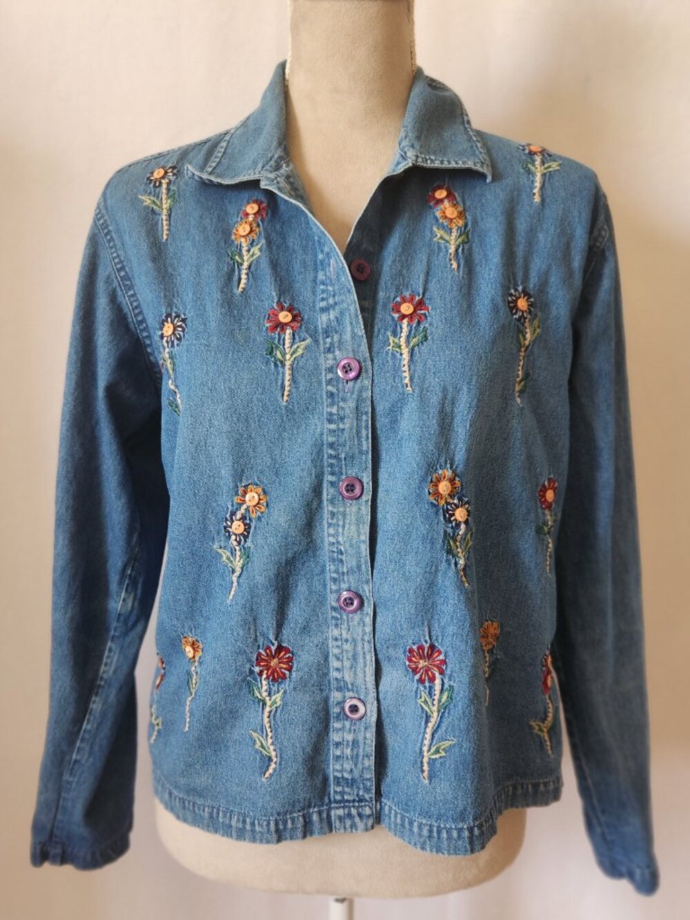 New Directions Women's Medium Blue Denim Floral Embroidered Vintage Button Up